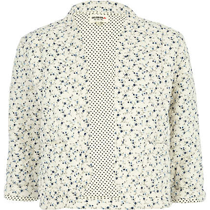 Outer Wear view 4